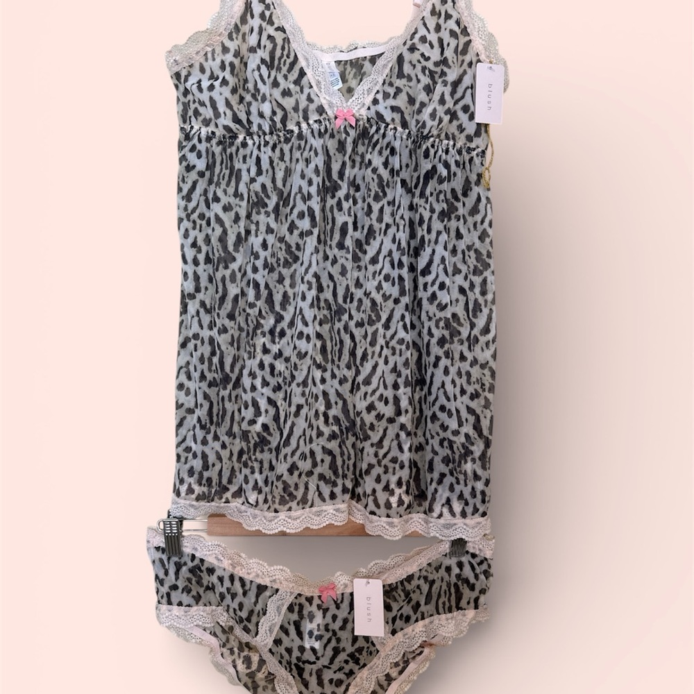 BLUSH Leopard Print Chemise with Lace Trim (2 pieces).
